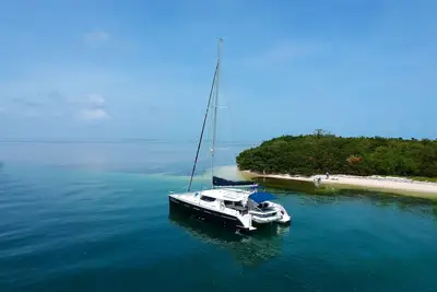 Image de RÉDUCTION De DERNIÈRE Minute! Yacht de bain de 48 '4 chambres à coucher 4 et autres bateaux