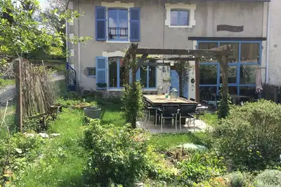 Image de Gîte avec chambre et séjour \/ cuisine séparés Le Ciel Bleu