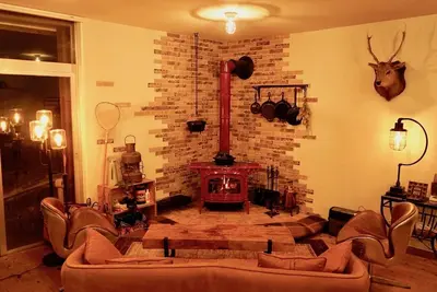 Image de Un bâtiment en location \/ Shima Boat House \/ Shima boat house \/ plus de 20 personnes Ok