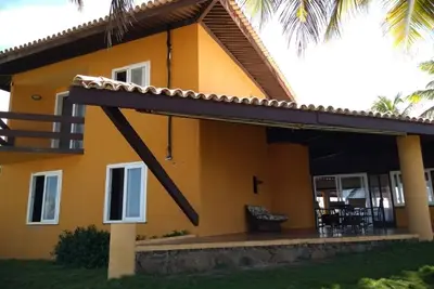 Image de Maison sur le Front de mer Dans une Communauté Fermée. Confort, Espace et Sécurité