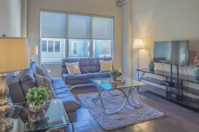 Image de Appartements entièrement meublés à Midtown - Très bien situé