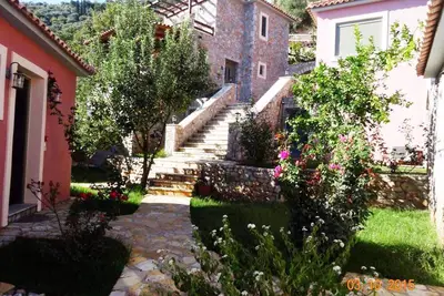 Dio Gites Villa Parnonas 3 B \/ R Avec Jardin Et Piscine