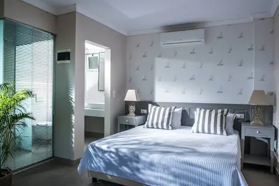 Image de Mini-suite de luxe avec piscine et vue sur la mer (A7) + Bb