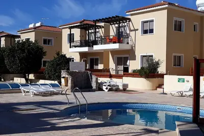 Image de Appartements de luxe à deux chambres, promenade à la plage