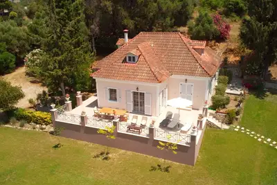 Image de Villa élégante, maintenant avec une toute nouvelle piscine partagée - Idéal pour des vacances reposantes!