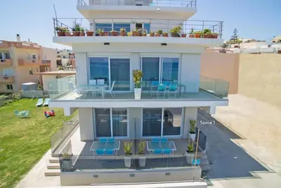 Image de Modern, Beachfront, Amenities, No car needed 2