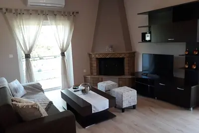 Image de Villa De Luxe Entier Avec Piscine PRIVÉE- 10 Personnes Prs! !