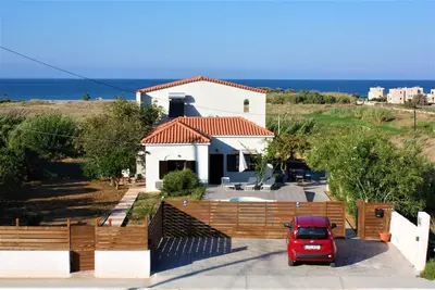 Image de Casa Skouteli avec piscine privée