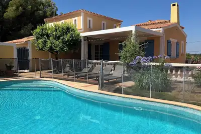 Image de Villa avec piscine à Pinet