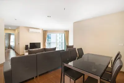 Image de Appartement 2 chambres \/ 2 salles de bain \/ plus grande piscine \/ WiFi