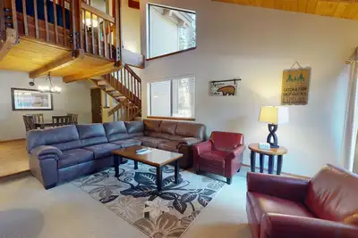 Image de 56 Tennis Village: Condo loft Br / 2 Ba à Sunriver, pour 8 personnes