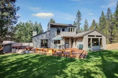 Image de 3 Cultus Lane: 4 Br / 3 Ba maison à Sunriver, 8 personnes