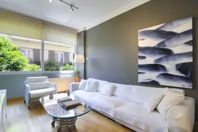 Image de Appartement éclectique de Mets avec terrasse luxuriante privée