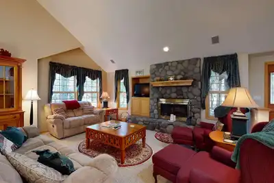Image de 5 Red Cedar Lane: 4 Br / 3. 5 maisons de Ba à Sunriver, pour 10 personnes