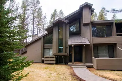 Image de 38 Tennis Village: Condo loft Br / 2 Ba Ă Sunriver, pour 8 personnes