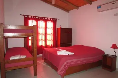 Image de Comoda cabaña en San Rafael, avec piscina