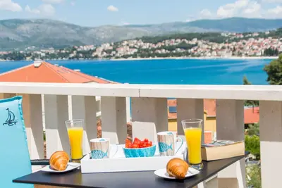 Image de Appartement de luxe de 3 chambres avec vue sur la mer, à 80 m de la plage.