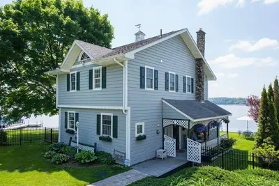 Image de Berkshire Lake House Location de vacances