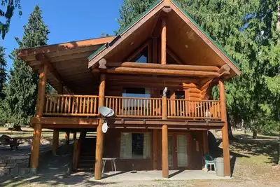 Image de Lac Kootenay (Gray Creek, Bc) - Home Log Cabin