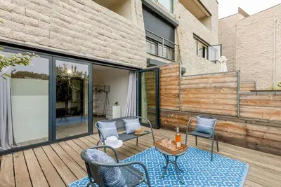 Image de Bel appartement pour 4 personnes avec Wifi, climatisation, piscine, Tv, terrasse et parking