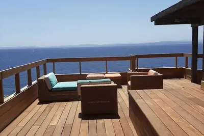 Image de Bonifacio Domaine de Sperone Vue extraordinaire Promotion Pacques 3300 euros\/w