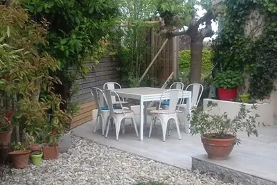 Image de Villa avec terrasse, jardin arboré à Carcassonne avec 3 chambres pour 6 personnes