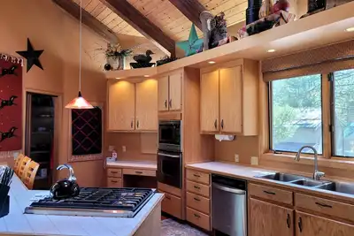 Image de 6 Colonial Lane: 5 Br / 5. 5 Ba maison à Sunriver, pour 12 personnes
