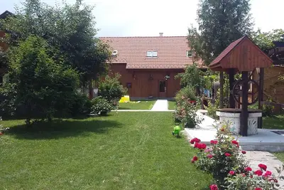 Image de La maison d'hôtes Albinuta est conçue pour les familles avec enfants, les groupes d'amis. .