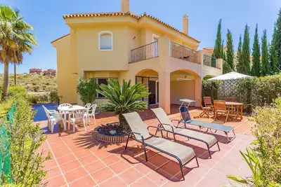 Image de ☆ Top Class Townhouse - grande terrasse ensoleillée