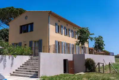 Image de Ollioules/Sanary: Superbe bastide contemporaine avec piscine et vue sur mer