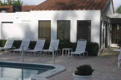 Joli Condo Gulffront Beach, Rez De Chaussee Par Piscine, Bon Prix, Par Proprietaire