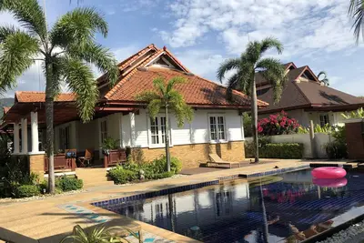 Villa de luxe avec piscine privée à Kamala Beach, à 300 mètres de la plage
