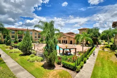 Image de Proche De Disney! ! ! Exquis Update. . Designer Look. . Balcon-Great Pool View