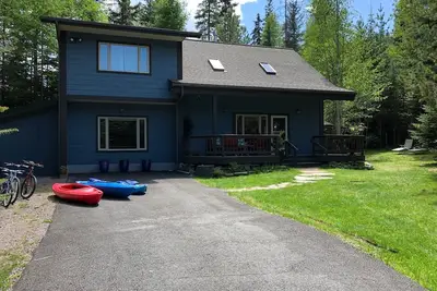 Des vacances au centre de toutes les activités de plein air Bigfork et des restaurants Bigfork
