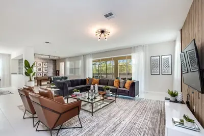 Image de Ultimate 9 Bedroom 6 Bathroom Windsor À la Villa Solara Resort