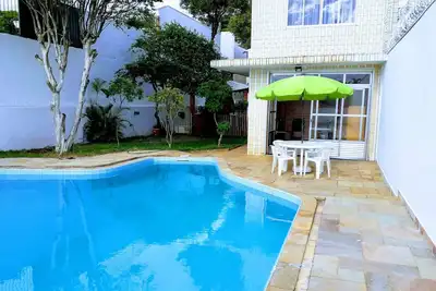 Image de Grande maison avec piscine, jardin et barbecue Ă 5 minutes de Congonhas