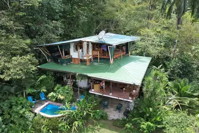 Image de Ocean View Maison de 3 à 5 chambres sur Rainforest Estate, chargé de singes!