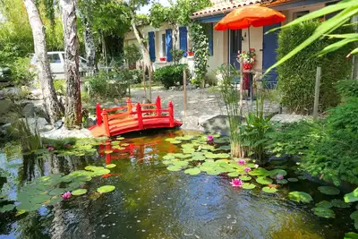 Image de \"L'Ilot Bleu\"-3***-maison calme-La Rochelle 7 kms-8 pers- 8 vélos-Mer 500m-Wifi