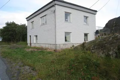 Image de maison de vacances avec de superbes vues sur Vestfjord