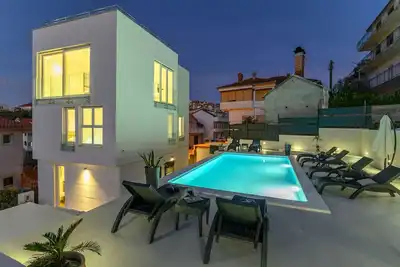 Image de Villa de luxe avec la piscine Trogir (K-17256)
