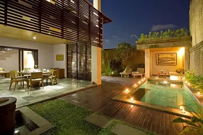 Image de Villa spacieuse de trois chambres près de Canggu avec une piscine privée
