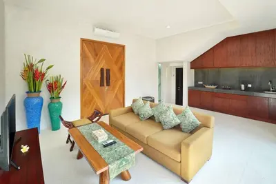 Image de Propre, spacieuse, Villa calme à Nusa Dua, 2 chambres à coucher, près du parc culturel Gwk