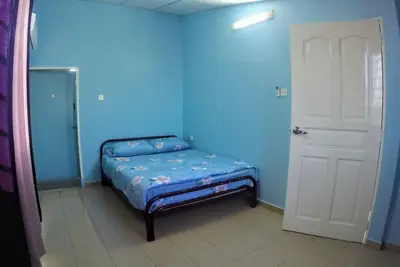 Image de famille d'accueil exclusive à seri iskandar avec 4 chambres