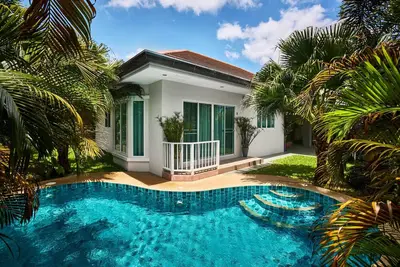 Image de Villa Leelawadee avec piscine