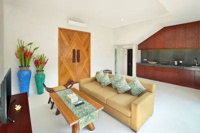 Image de Villa propre, spacieuse et calme à Nusa Dua, 2 chambres, à proximité du parc culturel Gwk