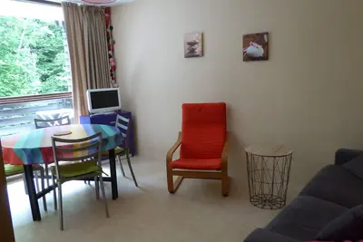 Image de Charmant appartement dans résidence de standing très calme, vue Montagne