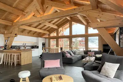 Image de Chalet Cerf Blanc - 6 chambres - idéal 10 à 16 pers. - Ski-lockers sur pistes