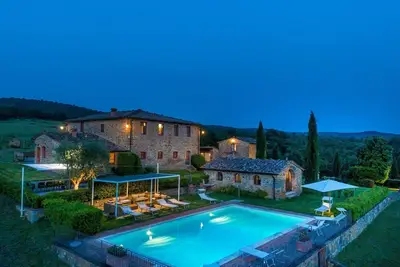 Image de Maison de vacances privée avec piscine privée, sauna, Wifi, Tv, vue panoramique, parking