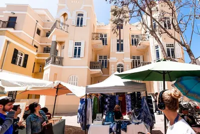 Image de One Bedroom apartment balcony street view 101