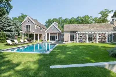 Image de Belle location avec eau à couper le souffle et coucher de soleil - N Haven, Sag Harbor